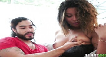 Heißer bärtiger Typ fickt Sex-Appeal-Luder mit leckerem Arsch Ana Figueroa
