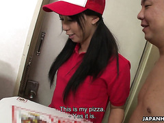 Pizza Lieferung Mädchen Miku Oguri nicht widerstehen können, aus haarigen Schwanz